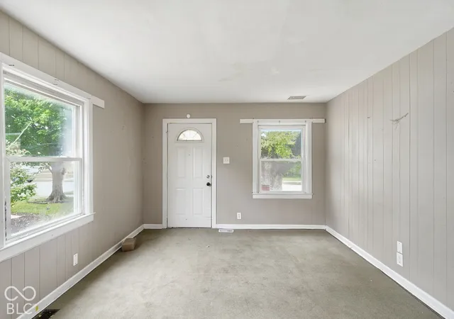 Photo 3 of Single family home for sale at 309 N 16th Avenue, Beech Grove, IN 46107 | MLS# 22130158 | Listing updated on 2026-10-20