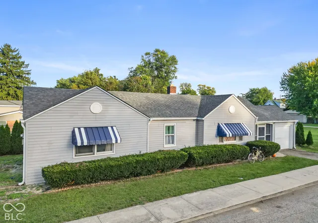 Photo 2 of Single family home for sale at 177 N Jefferson St, Mooresville, IN 46158 | MLS# 22130159 | Listing updated on 2026-10-07