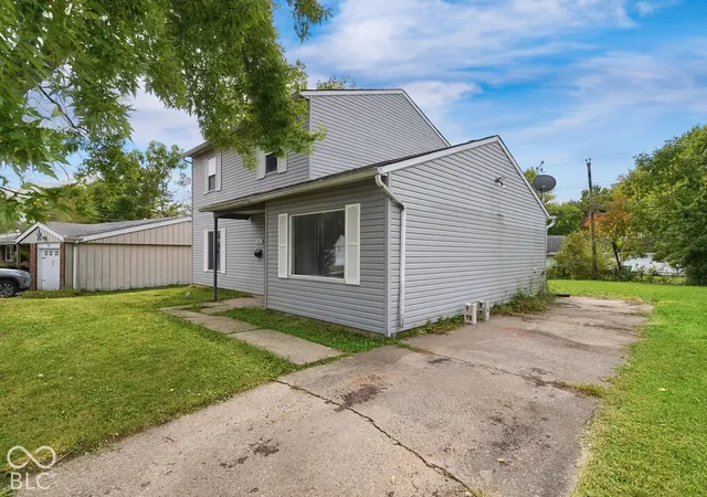 Photo 1 of Single family home for sale at 3656 Erin Dr, Indianapolis, IN 46235 | MLS# 22130161 | Listing updated on 2026-10-15