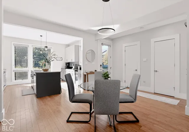 Photo 4 of Condo for sale at 1707 N Alabama St, Indianapolis, IN 46202 | MLS# 22130171 | Listing updated on 2026-10-08