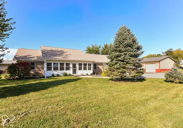Single family home for sale at 5878 Elizaville Rd, Lebanon, IN 46052 | MLS# 22130172