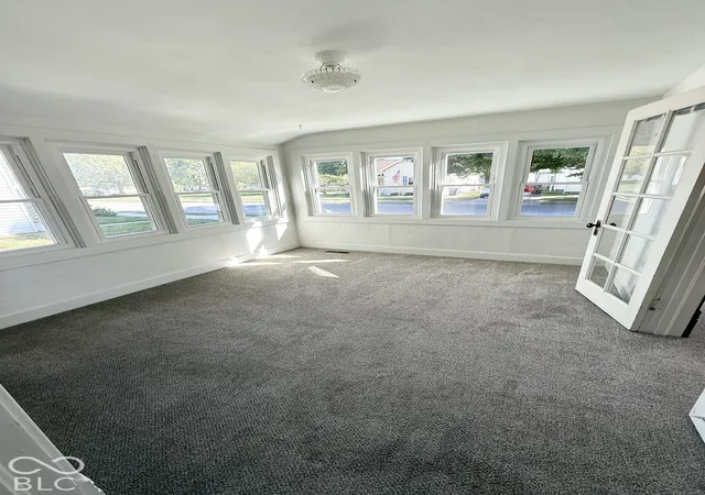 Photo 3 of Single family home for sale at 214 S East St, Tipton, IN 46072 | MLS# 22130175 | Listing updated on 2026-10-07