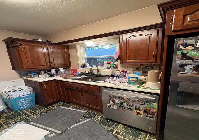 Photo 3 of Single family home for sale at 1880 Cruft St, Indianapolis, IN 46203 | MLS# 22130176 | Listing updated on 2026-10-09