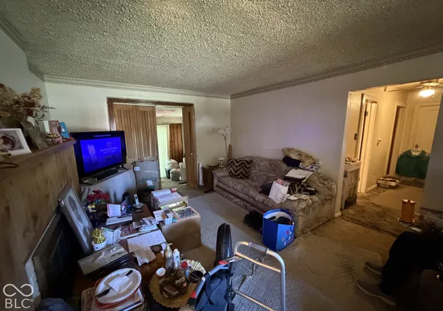 Photo 3 of Single family home for sale at 1946 N Alton Ave, Indianapolis, IN 46222 | MLS# 22130177 | Listing updated on 2026-10-07
