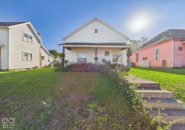 Photo 1 of Single family home for sale at 1018 S 15th Street, New Castle, IN 47362 | MLS# 22130188 | Listing updated on 2026-10-08