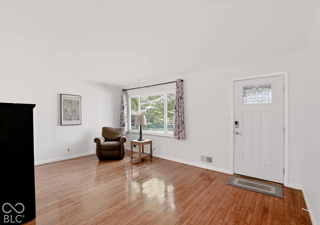 Photo 4 of Single family home for sale at 2015 W 46th Street, Indianapolis, IN 46228 | MLS# 22130189 | Listing updated on 2026-10-09
