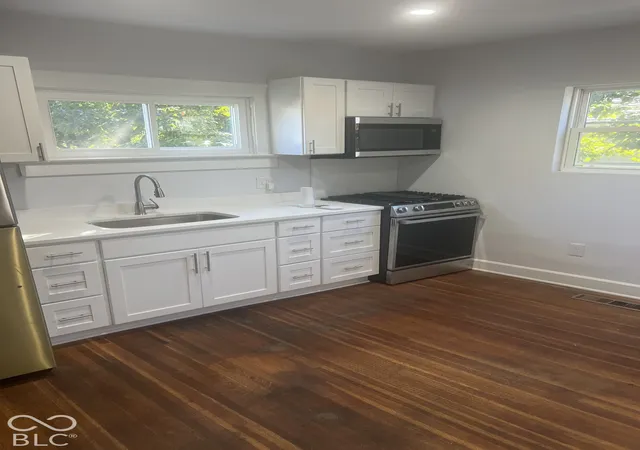Photo 4 of Single family home for sale at 51 S Colorado, Indianapolis, IN 46201 | MLS# 22130190 | Listing updated on 2026-10-07