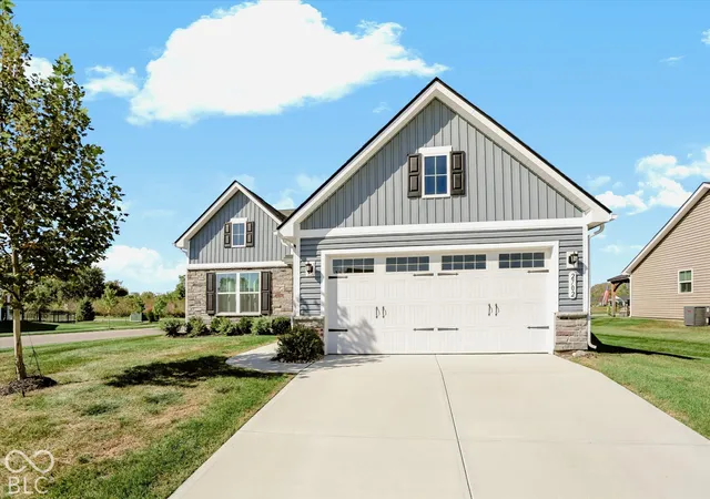Photo 1 of Single family home for sale at 2702 Sand Holw Dr, Lebanon, IN 46052 | MLS# 22130192 | Listing updated on 2026-10-09