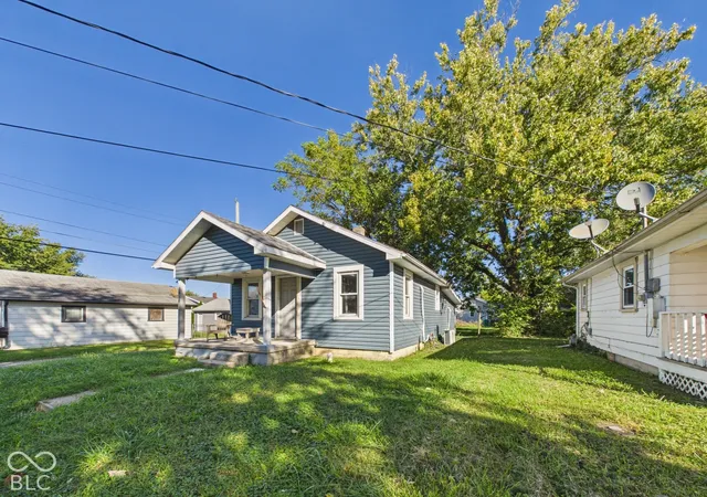 Photo 2 of Single family home for sale at 2316 F Ave, New Castle, IN 47362 | MLS# 22130195 | Listing updated on 2026-10-07