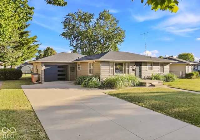 Single family home for sale at 385 S Brooks St, Columbus, IN 47201 | MLS# 22130215