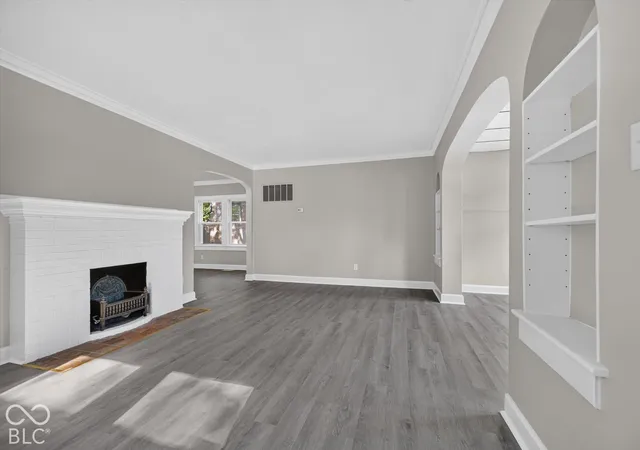 Photo 3 of House for sale at 4026 Central Ave, Indianapolis, IN 46205 | MLS# 22130250 | Listing updated on 2026-10-25