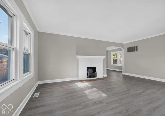 Photo 4 of House for sale at 4026 Central Ave, Indianapolis, IN 46205 | MLS# 22130250 | Listing updated on 2026-10-25