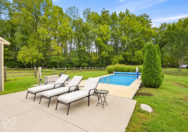 Photo 3 of Sale Pending at 8576 Sunningdale Blvd, Indianapolis, IN 46234 | MLS# 22130270 | Listing updated on 2026-10-26