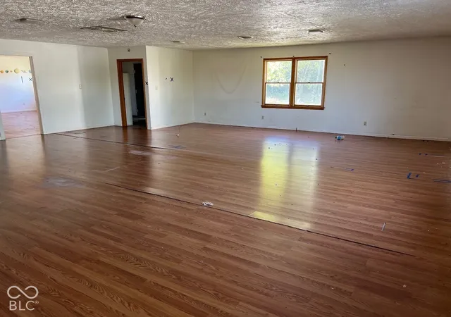 Photo 4 of Single family home for sale at 822 E Main, Jamestown, IN 46147 | MLS# 22130271 | Listing updated on 2026-10-08