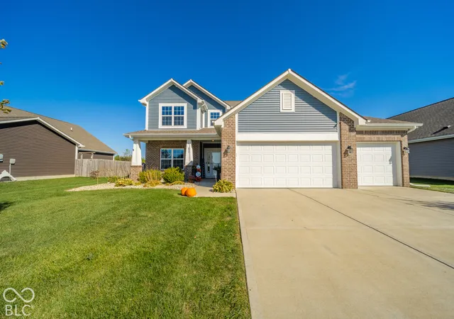 Photo 1 of Single family home for sale at 493 N Crystal Dr, Fortville, IN 46040 | MLS# 22130274 | Listing updated on 2026-10-09