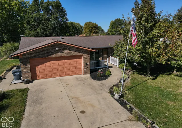 Photo 2 of Single family home for sale at 1198 N 600 West, Greenfield, IN 46140 | MLS# 22130280 | Listing updated on 2026-10-07