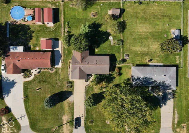 Photo 3 of Single family home for sale at 1198 N 600 West, Greenfield, IN 46140 | MLS# 22130280 | Listing updated on 2026-10-07