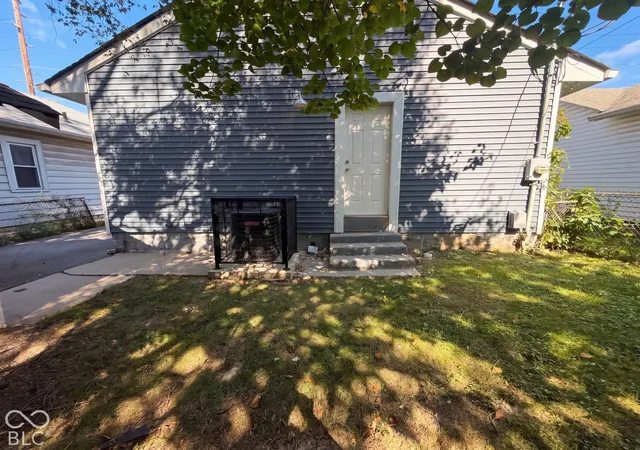 Photo 4 of Single family home for sale at 3907 E 16th Street, Indianapolis, IN 46201 | MLS# 22130283 | Listing updated on 2026-10-07