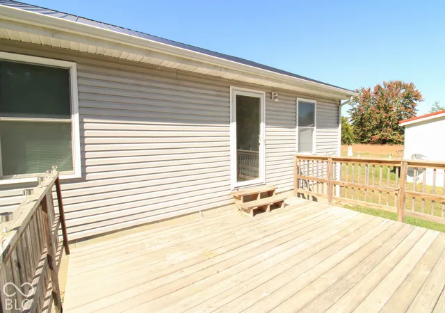 Photo 3 of Single family home for sale at 2469 Country Manor St, North Vernon, IN 47265 | MLS# 22130316 | Listing updated on 2026-10-07