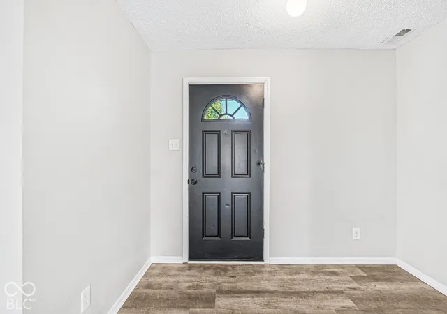 Photo 3 of Single family home for sale at 9533 W Lantern Ln, Pendleton, IN 46064 | MLS# 22130325 | Listing updated on 2026-10-08
