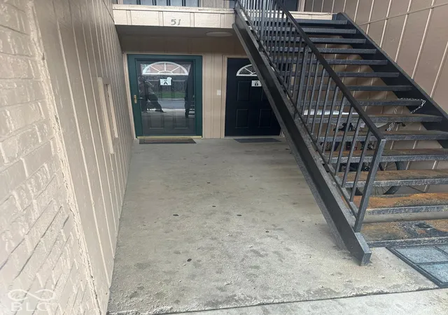 Photo 3 of Condo for sale at 51 Port Robert Dr, Indianapolis, IN 46224 | MLS# 22130328 | Listing updated on 2026-10-08