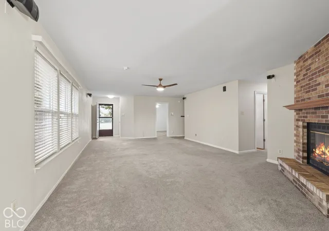 Photo 4 of Single family home for sale at 1835 Sonesta Ln, Indianapolis, IN 46217 | MLS# 22130337 | Listing updated on 2026-10-09