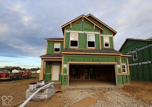Photo 2 of Single family home for sale at 2238 Bear Oak Run, Shelbyville, IN 46176 | MLS# 22130343 | Listing updated on 2026-10-08