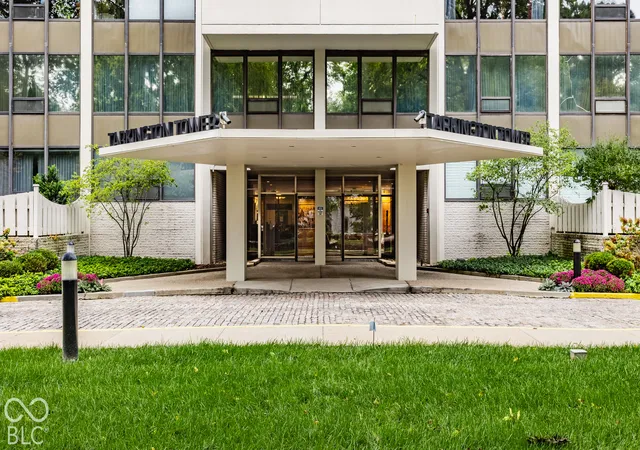 Photo 3 of Condo for sale at 4000 N Meridian #4H, Indianapolis, IN 46208 | MLS# 22130345 | Listing updated on 2026-10-12