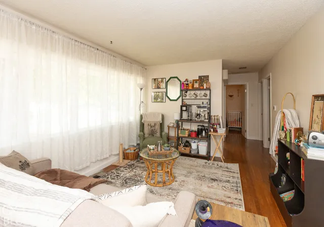 Photo 1 of Single family home for sale at 504 E Douglas Dr, Brownsburg, IN 46112 | MLS# 22130349 | Listing updated on 2026-10-10
