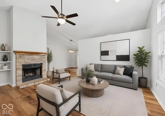 Photo 3 of Single family home for sale at 11076 Oakridge Dr, Fishers, IN 46038 | MLS# 22130350 | Listing updated on 2026-10-08