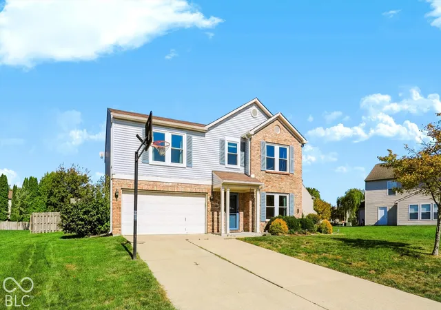 Photo 2 of Single family home for sale at 5739 Woodland Tr Blvd, Indianapolis, IN 46237 | MLS# 22130357 | Listing updated on 2026-10-09