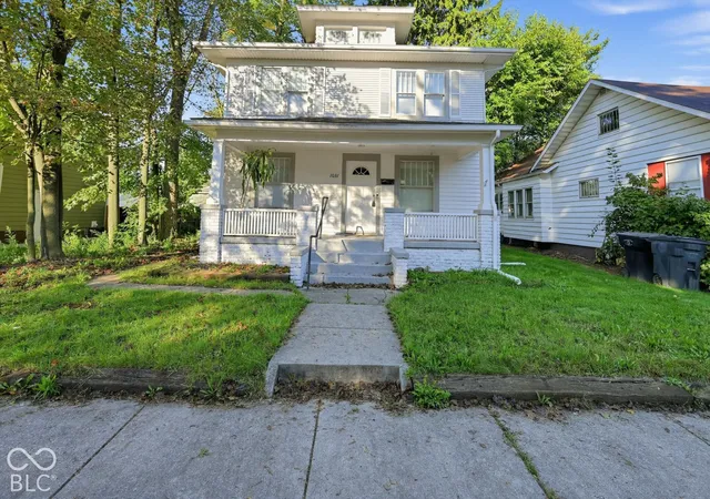 Photo 1 of Single family home for sale at 1031 College St, South Bend, IN 46628 | MLS# 22130358 | Listing updated on 2026-10-07