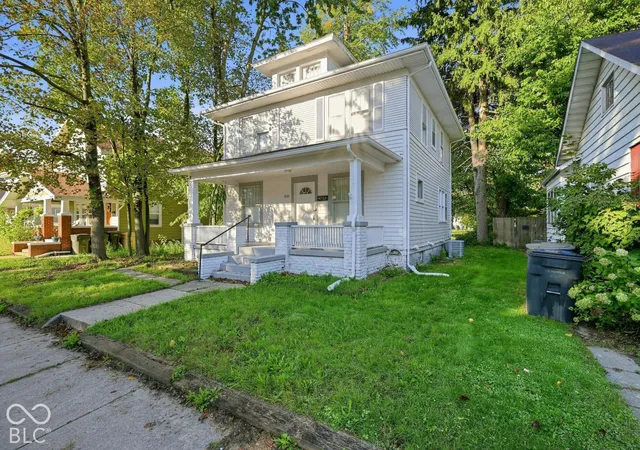 Photo 2 of Single family home for sale at 1031 College St, South Bend, IN 46628 | MLS# 22130358 | Listing updated on 2026-10-07