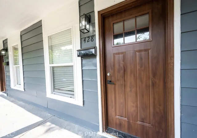 Photo 3 of Multi family home for sale at 426 N Bradley Ave, Indianapolis, IN 46201 | MLS# 22130360 | Listing updated on 2026-10-14