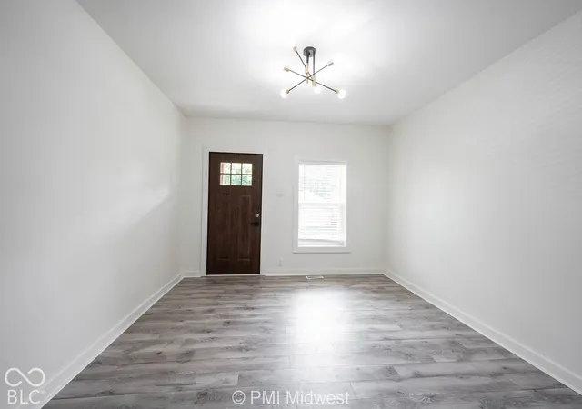 Photo 4 of House for sale at 426 N Bradley Ave, Indianapolis, IN 46201 | MLS# 22130360 | Listing updated on 2026-10-14