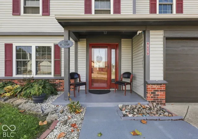 Photo 2 of Sale Pending at 915 Congressional Way, Shelbyville, IN 46176 | MLS# 22130367 | Listing updated on 2026-10-23