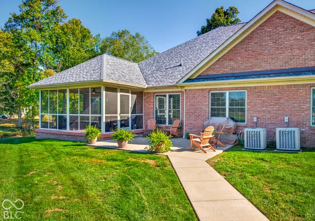 Photo 3 of Condo for sale at 151 Westavia Blvd #17, Scottsburg, IN 47170 | MLS# 22130384 | Listing updated on 2026-10-22