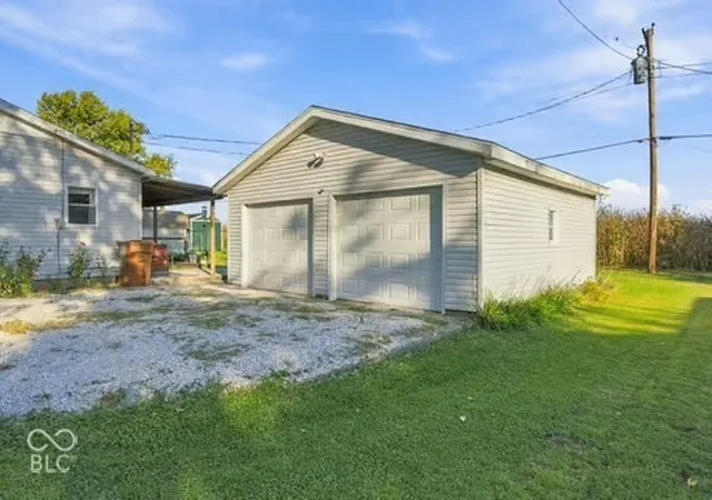 Photo 2 of Single family home for sale at 204 North Dr, New Market, IN 47965 | MLS# 22130398 | Listing updated on 2026-10-08