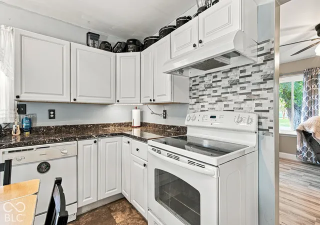 Photo 3 of Single family home for sale at 204 North Dr, New Market, IN 47965 | MLS# 22130398 | Listing updated on 2026-10-08