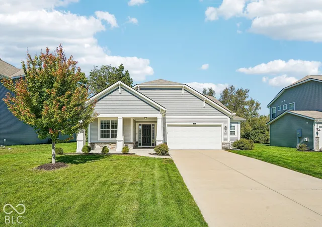 Photo 1 of Single family home for sale at 5556 Pintail Ln, Greenwood, IN 46143 | MLS# 22130408 | Listing updated on 2026-10-08