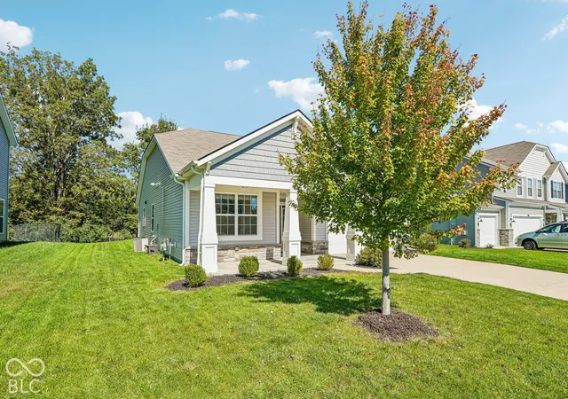 Photo 3 of Single family home for sale at 5556 Pintail Ln, Greenwood, IN 46143 | MLS# 22130408 | Listing updated on 2026-10-08