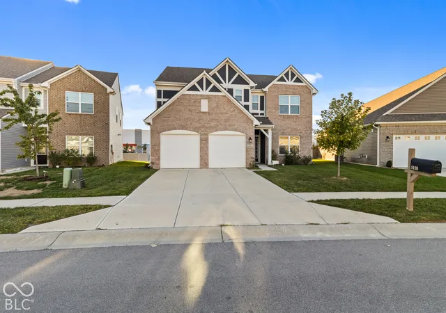 Single family home for sale at 5118 Bramwell Ln, Whitestown, IN 46075 | MLS# 22130409