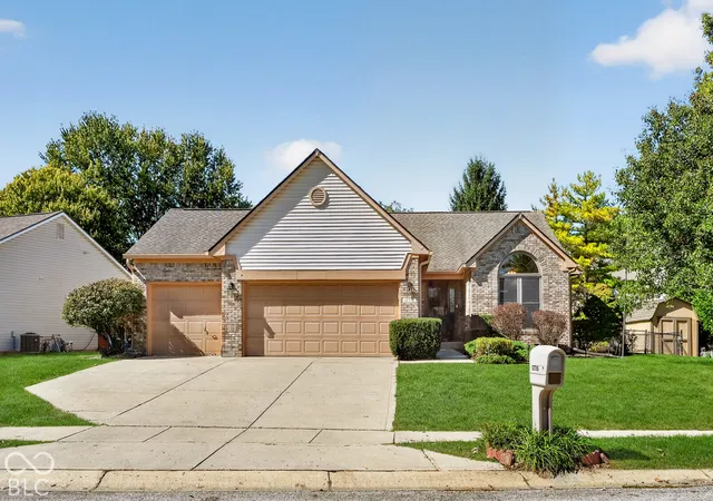 Photo 2 of Single family home for sale at 12718 Slippery Rock Rd, Indianapolis, IN 46236 | MLS# 22130414 | Listing updated on 2026-10-10