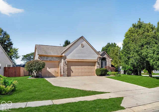 Photo 3 of Single family home for sale at 12718 Slippery Rock Rd, Indianapolis, IN 46236 | MLS# 22130414 | Listing updated on 2026-10-10