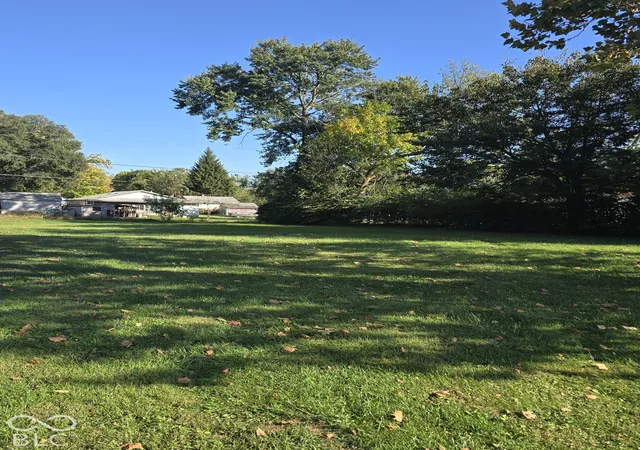 Photo 3 of Single family home for sale at 3033 S Fleming St, Indianapolis, IN 46241 | MLS# 22130417 | Listing updated on 2026-10-08