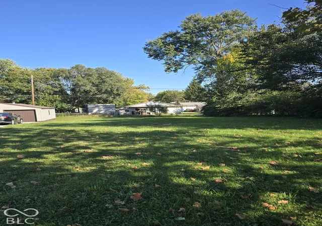 Photo 3 of Single family home for sale at 3033 S Fleming St, Indianapolis, IN 46241 | MLS# 22130417 | Listing updated on 2026-10-08