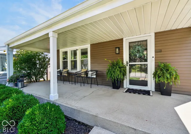 Photo 2 of Single family home for sale at 6105 Kingsley Dr, Indianapolis, IN 46220 | MLS# 22130420 | Listing updated on 2026-10-09