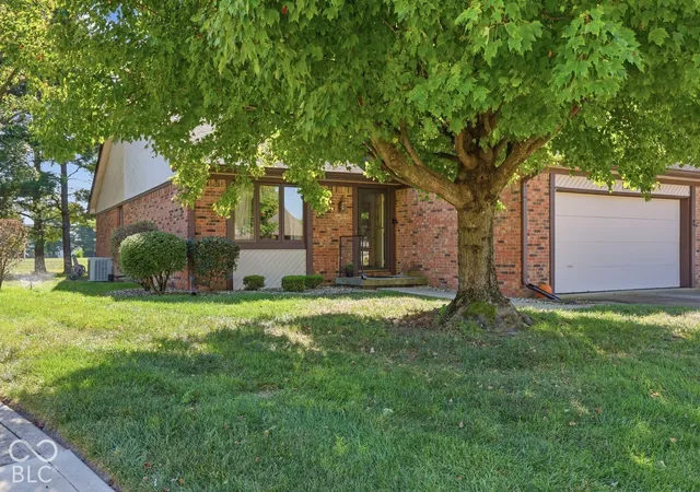 Photo 3 of Condo for sale at 1209 Ruby #H-2, Shelbyville, IN 46176 | MLS# 22130428 | Listing updated on 2026-10-26