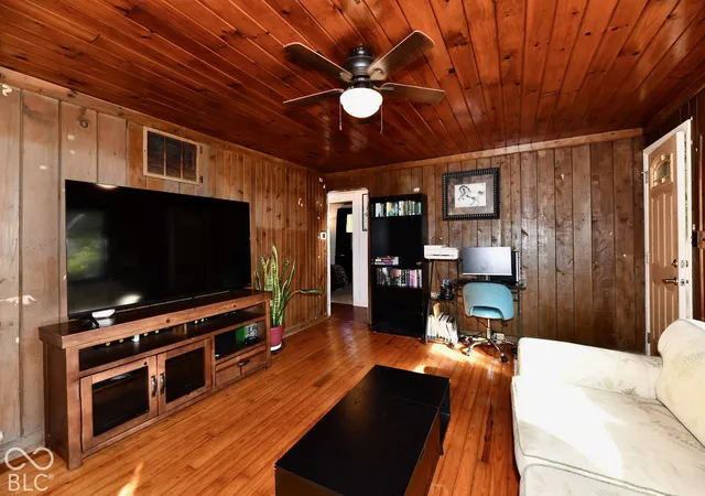 Photo 3 of Single family home for sale at 10307 Wilson Rd, Brownsburg, IN 46112 | MLS# 22130430 | Listing updated on 2026-10-09