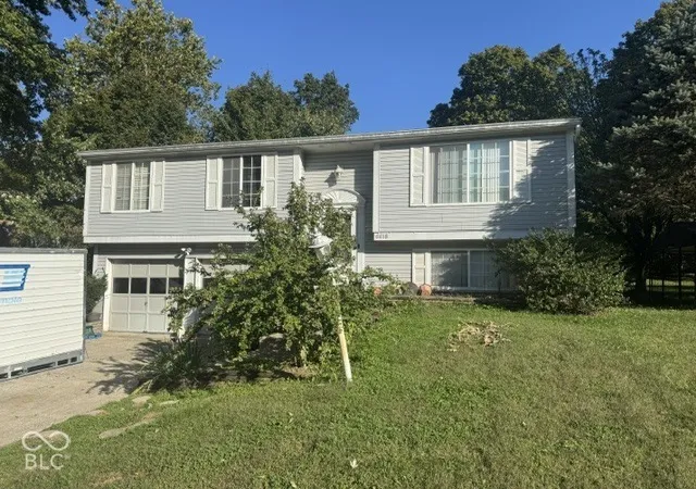 Photo 1 of Single family home for sale at 6618 Stearns Hl Ct, Indianapolis, IN 46237 | MLS# 22130462 | Listing updated on 2026-10-08